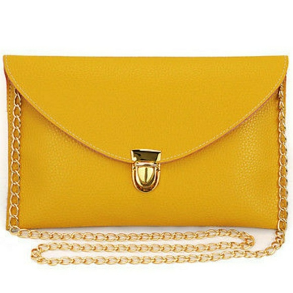 Envelope Clutch - Picture 4 of 4